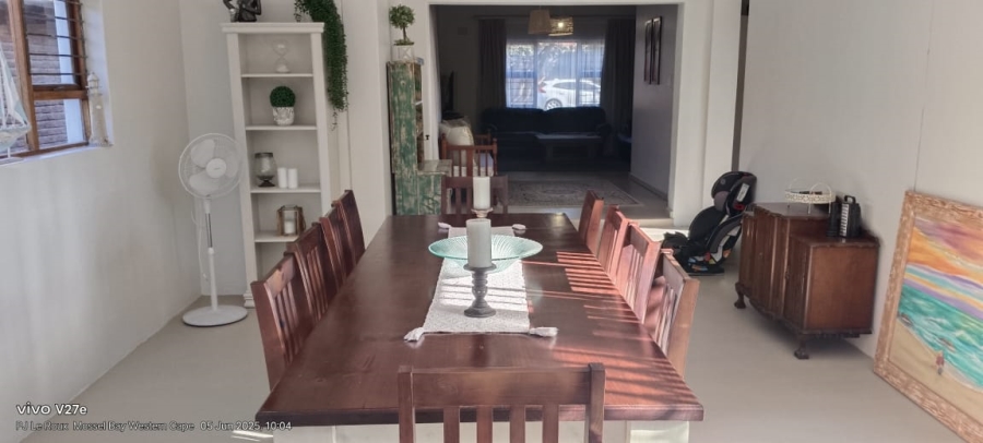 5 Bedroom Property for Sale in Bayview Western Cape